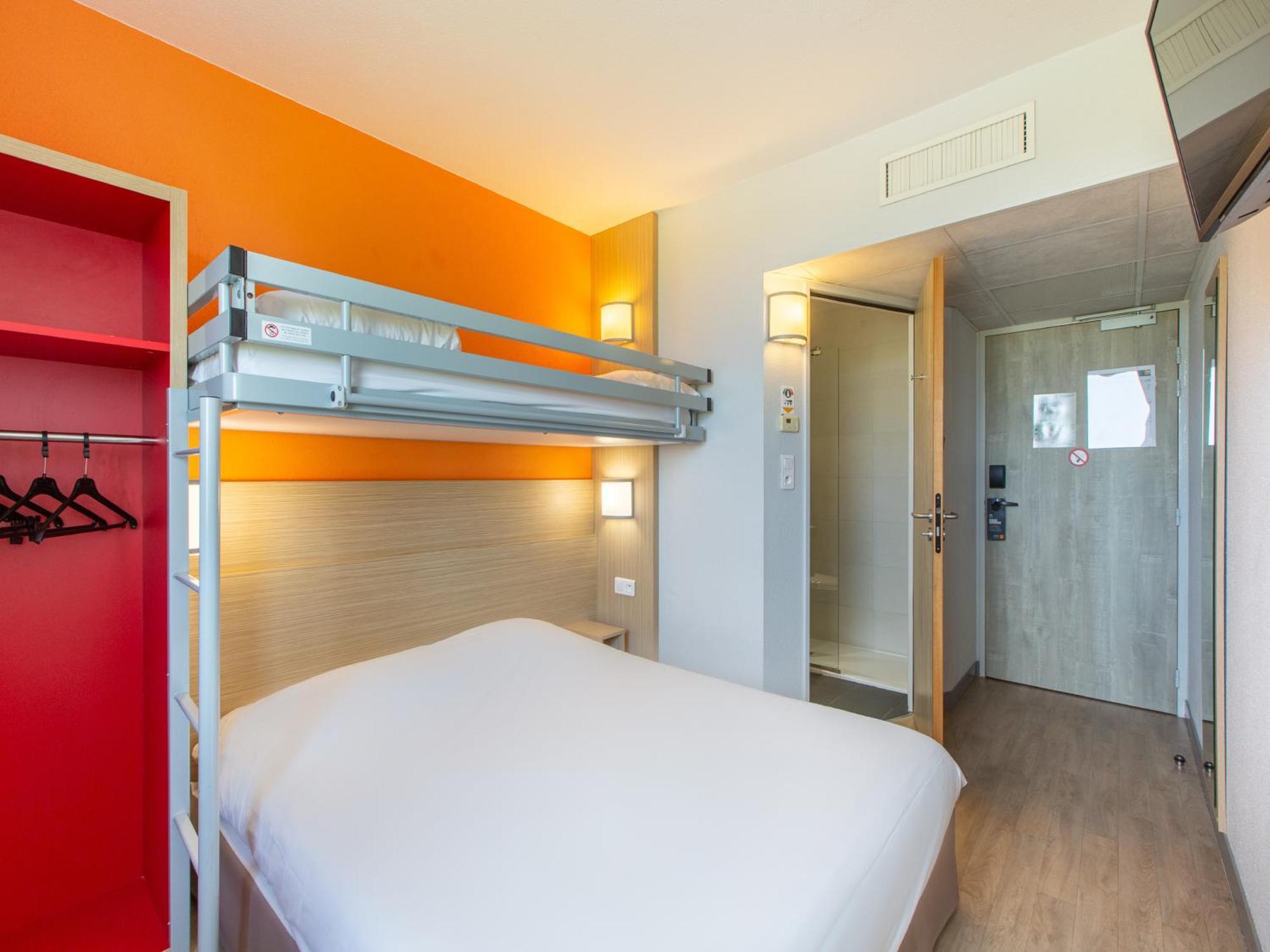 Première Classe Chartres Sud - Barjouville Esterno foto