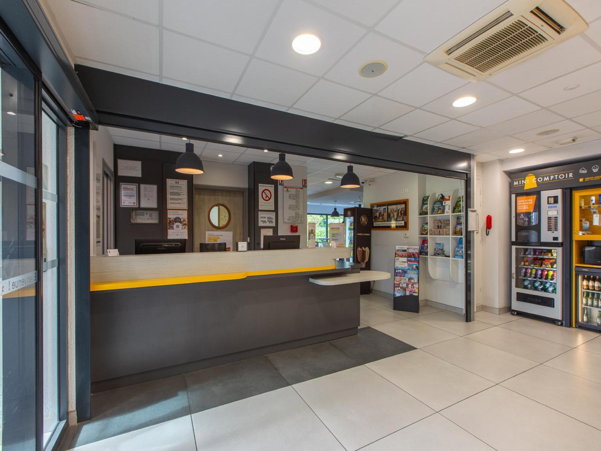 Première Classe Chartres Sud - Barjouville Esterno foto